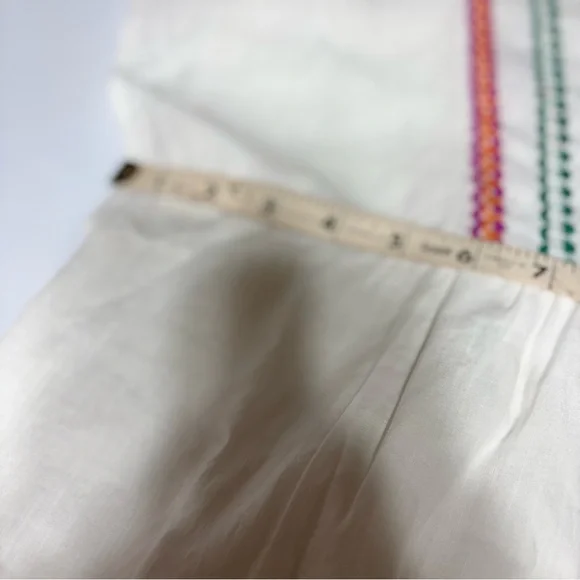 Knox Rose embroidered yoke dress, in a cotton gauze fabric and a tie neck - Picture 6 of 9